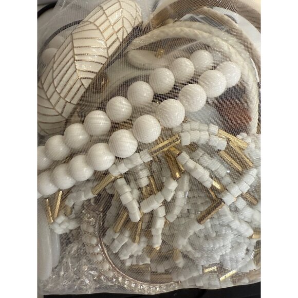 Jewelry Lot Wearable White & Gold Assorted Pieces Including Bangles Necklaces - Picture 7 of 9